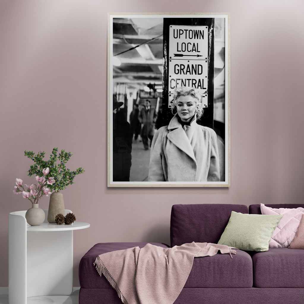Monroe at New York Underground - Vintage Fashion