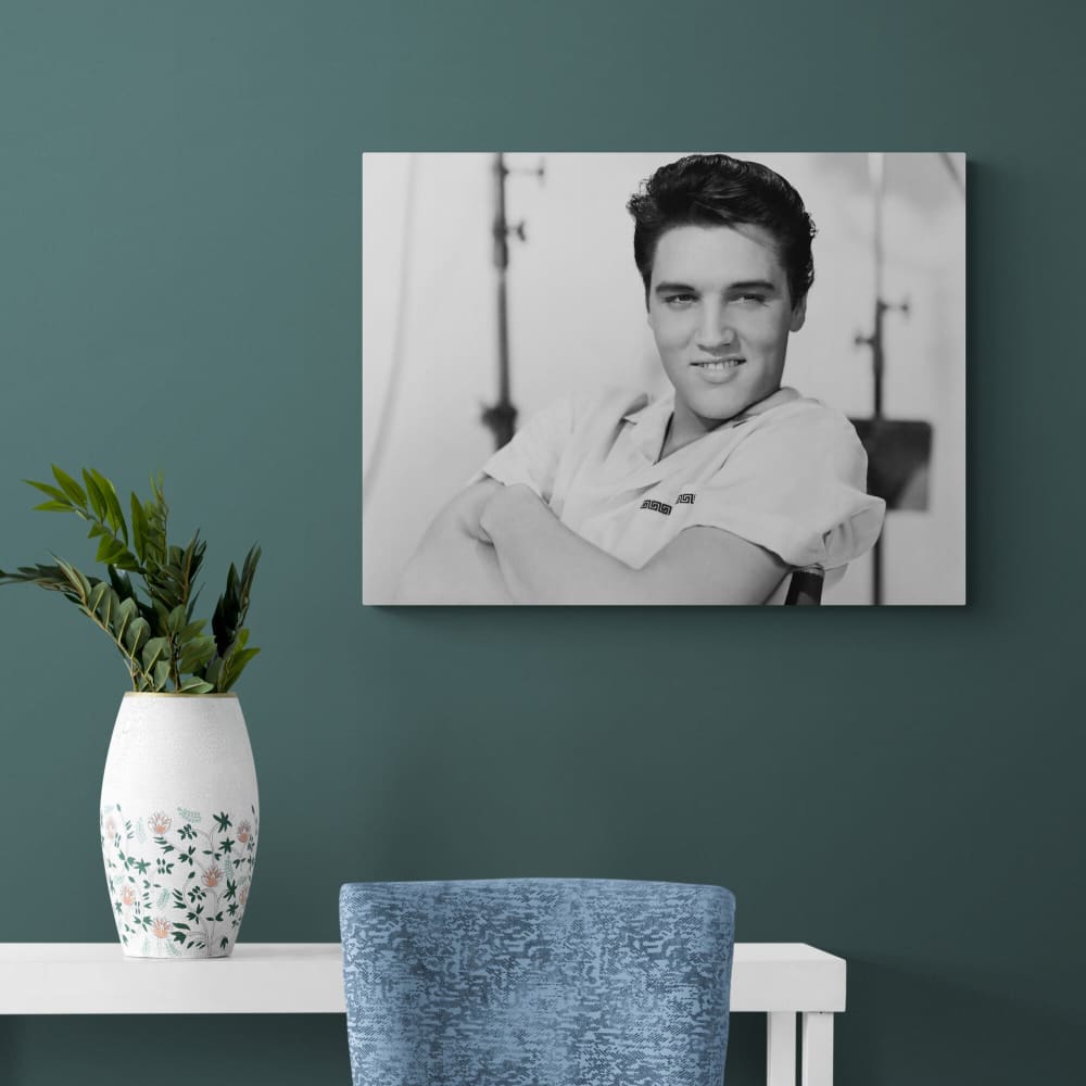 Elvis Presley Smile - Black and White Photo - Wall Art Photo